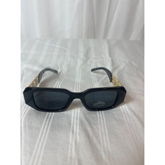 Curb Chain Square Frame Sunglasses Black‎